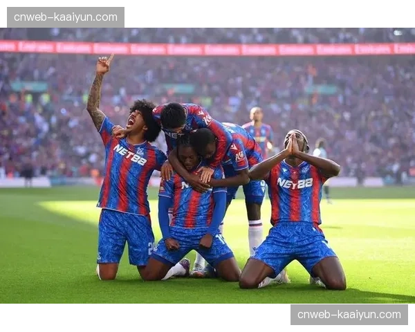 水晶宫 0-2 利兹联 客队边路配合打破僵局 水晶宫 0-2 利兹联 客队边路配合打破僵局